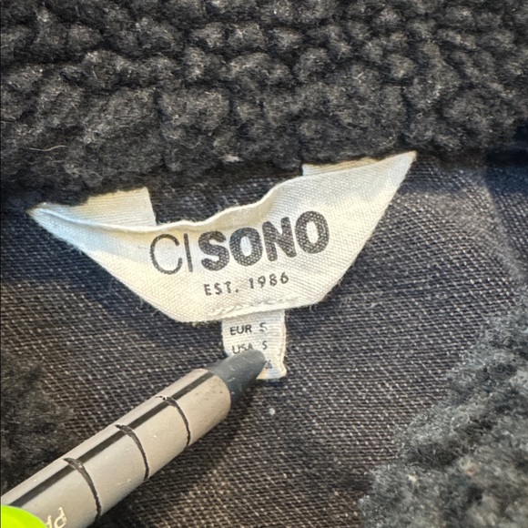 Ci Sono Black Denim Women’s Distressed Jacket. Women’s Small - Picture 2 of 7